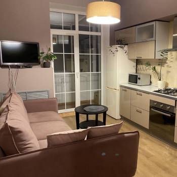 Продается 1-комнатная квартира, 41 м²