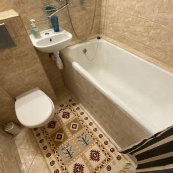Продается 1-комнатная квартира, 41 м²