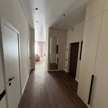 Сдается Многокомнатная квартира, 106,6 м²