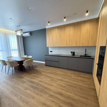 Сдается Многокомнатная квартира, 106,6 м²