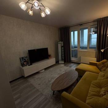Сдается 1-комнатная квартира, 41 м²