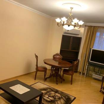 Сдается 2-х комнатная квартира, 70 м²