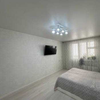 Продается 1-комнатная квартира, 37,7 м²