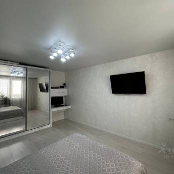 Продается 1-комнатная квартира, 37,7 м²