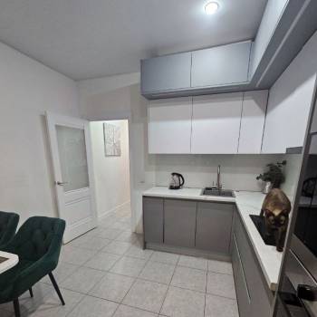 Продается 1-комнатная квартира, 44,4 м²