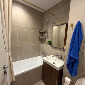 Сдается 2-х комнатная квартира, 56,1 м²