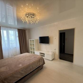 Сдается 1-комнатная квартира, 39 м²