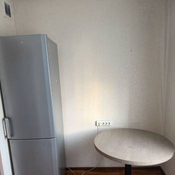 Сдается 1-комнатная квартира, 39 м²