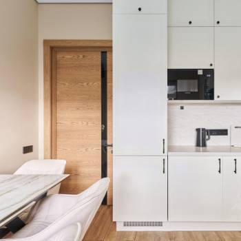 Продается 1-комнатная квартира, 45 м²
