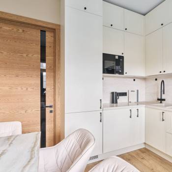 Продается 1-комнатная квартира, 45 м²