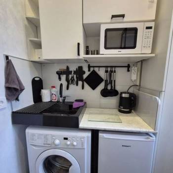 Продается 1-комнатная квартира, 10 м²