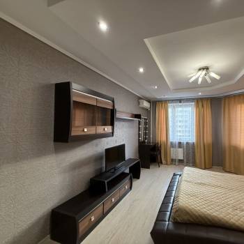 Сдается 1-комнатная квартира, 43 м²
