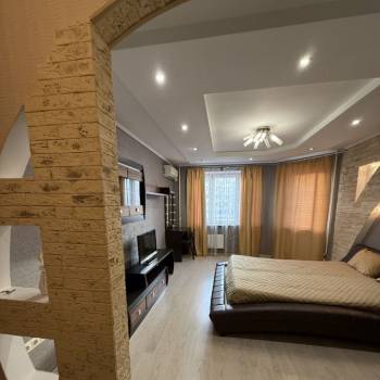 Сдается 1-комнатная квартира, 43 м²