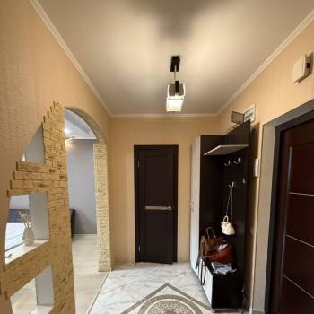 Сдается 1-комнатная квартира, 43 м²