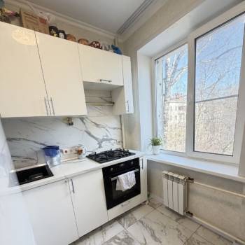 Продается 3-х комнатная квартира, 55,6 м²