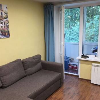 Продается 1-комнатная квартира, 35 м²