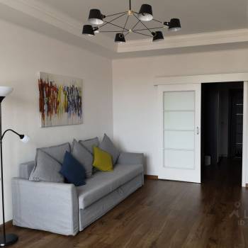 Сдается 1-комнатная квартира, 48 м²