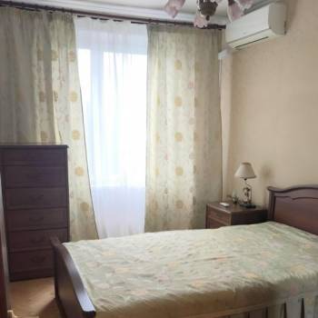 Сдается Многокомнатная квартира, 60 м²