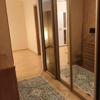 Сдается Многокомнатная квартира, 60 м²