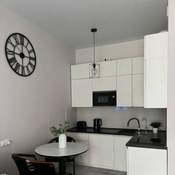Продается 1-комнатная квартира, 49,3 м²