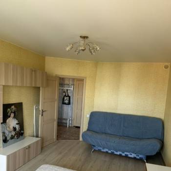 Сдается 1-комнатная квартира, 40 м²