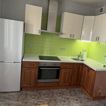 Сдается 1-комнатная квартира, 40 м²