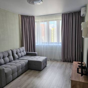 Сдается 1-комнатная квартира, 35 м²