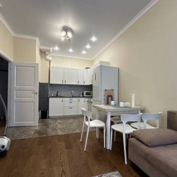 Сдается 1-комнатная квартира, 40,4 м²
