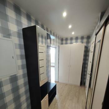 Продается 1-комнатная квартира, 35 м²