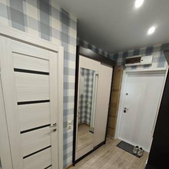 Продается 1-комнатная квартира, 35 м²
