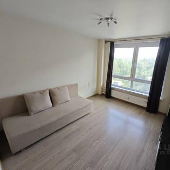 Продается 1-комнатная квартира, 35 м²