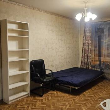 Продается 1-комнатная квартира, 39 м²