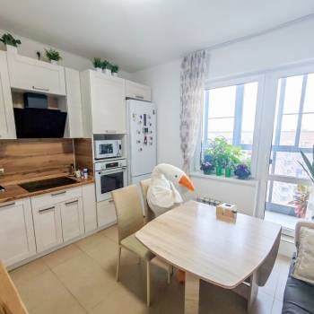 Продается 2-х комнатная квартира, 58,6 м²