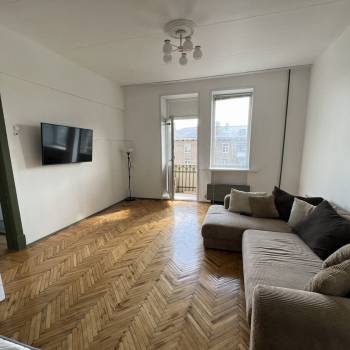 Сдается 1-комнатная квартира, 46,6 м²