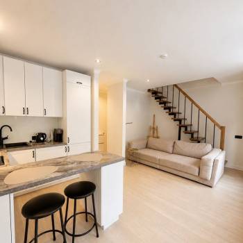 Сдается 2-х комнатная квартира, 75 м²