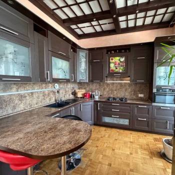 Сдается Многокомнатная квартира, 109 м²