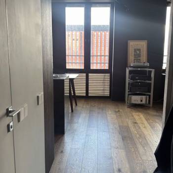 Сдается 1-комнатная квартира, 56 м²