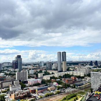 Сдается 1-комнатная квартира, 56 м²