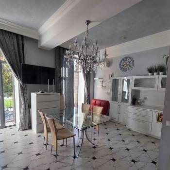 Продается 1-комнатная квартира, 40,8 м²