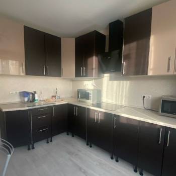 Продается 1-комнатная квартира, 40 м²