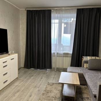 Сдается 1-комнатная квартира, 37 м²