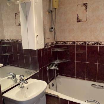 Сдается 1-комнатная квартира, 38 м²