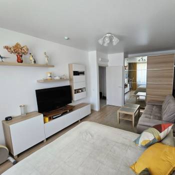 Продается 1-комнатная квартира, 39,5 м²