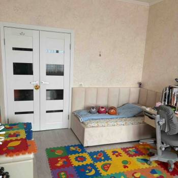 Продается 1-комнатная квартира, 38 м²
