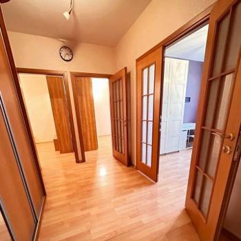 Сдается Многокомнатная квартира, 70,2 м²