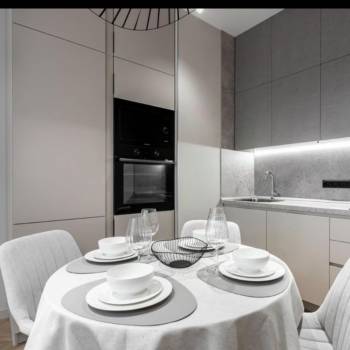 Продается 1-комнатная квартира, 37 м²