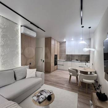 Продается 1-комнатная квартира, 45 м²