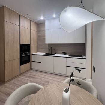 Продается 1-комнатная квартира, 45 м²