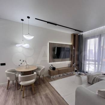 Продается 1-комнатная квартира, 45 м²