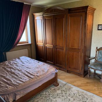 Продается Многокомнатная квартира, 170 м²